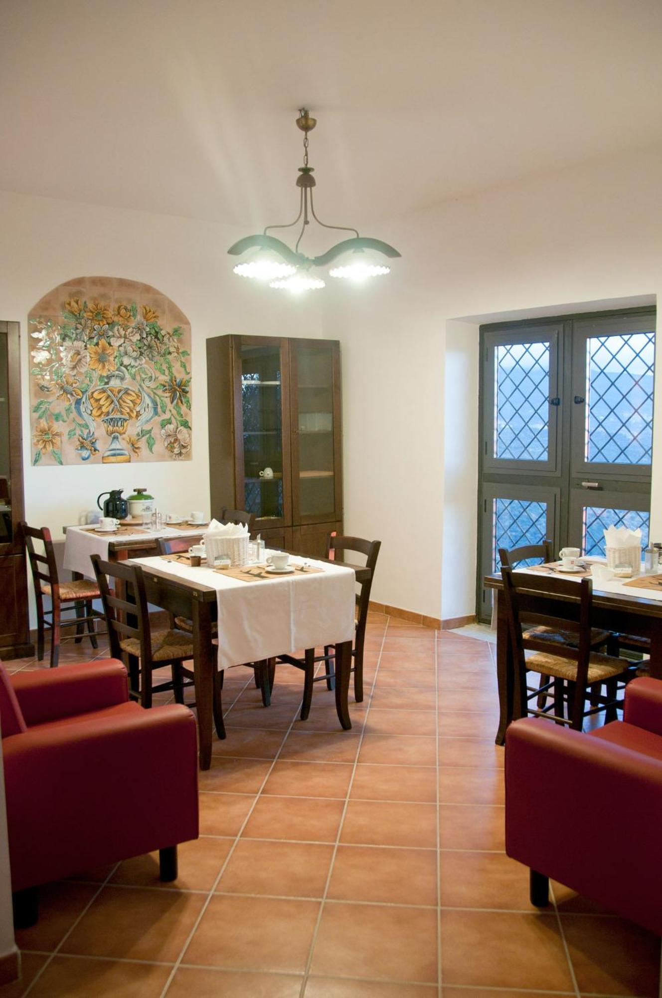 Gasthaus Casale Il Gheppio Laureana Cilento Exterior foto